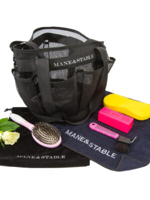 mane and stable wash and groom essentials kit